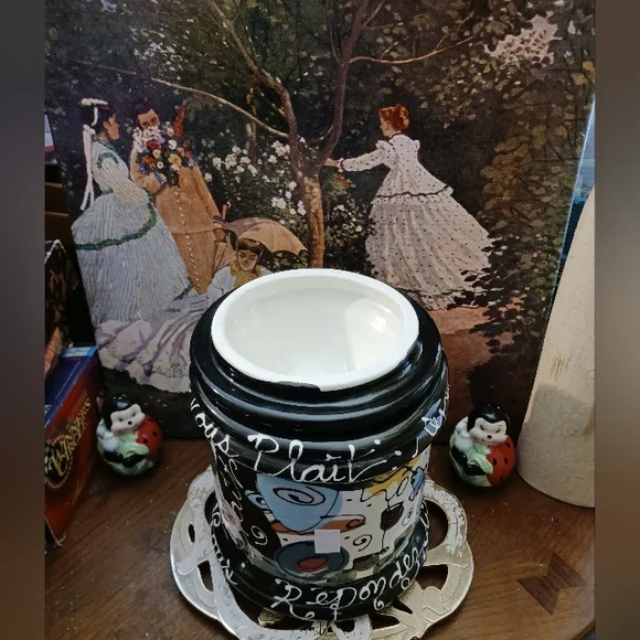 🍪Joanne Delomba Whimsical ceramic Cookie Canister,Nice Gift!🥨🍒🛍